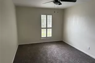 10378 Briar Forest Dr, Houston, TX 77042 - Photo 14
