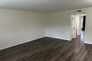 10378 Briar Forest Dr, Houston, TX 77042 - Photo 4