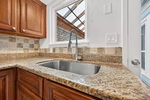 3079 Hazy Park Dr, Houston, TX 77082 - Photo 20