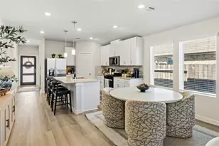 12107 Rushing Rdg Dr, Baytown, TX 77523 - Photo 4