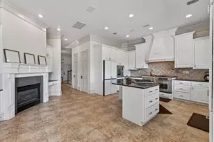 47 Summerwalk Pl, The Woodlands, TX 77381 - Photo 16