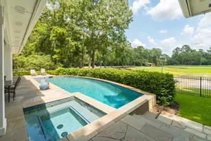 47 Summerwalk Pl, The Woodlands, TX 77381 - Photo 4
