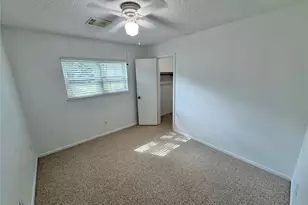 1302 Avenue H, Danbury, TX 77534 - Photo 20