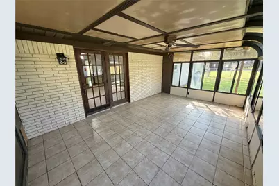 1302 Avenue H, Danbury, TX 77534 - Photo 24