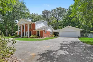 5188 Old Castle Way, Conroe, TX 77304 - Photo 2
