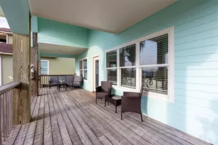 972 S Redfish, Crystal Beach, TX 77650 - Photo 4