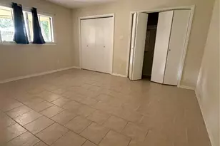13310 Robinglen Dr, Houston, TX 77083 - Photo 12
