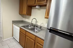 13310 Robinglen Dr, Houston, TX 77083 - Photo 26