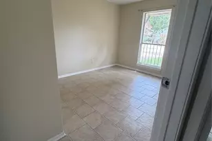 13310 Robinglen Dr, Houston, TX 77083 - Photo 24