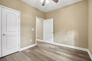 102 20th Ave N, Texas City, TX 77590 - Photo 24