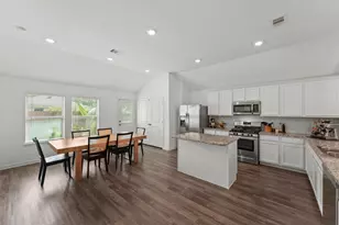 920 Bulwark Dr, Crosby, TX 77532 - Photo 12