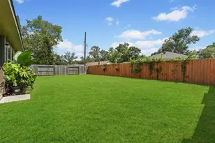 920 Bulwark Dr, Crosby, TX 77532 - Photo 22