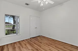 2538 S Park Ave, Pearland, TX 77581 - Photo 16