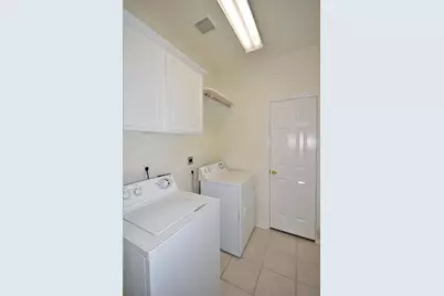 2538 S Park Avenue, Pearland, TX 77581 - Photo 18