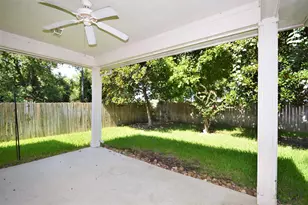 2538 S Park Ave, Pearland, TX 77581 - Photo 18