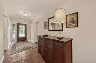 6 Charleston Street S, Sugar Land, TX 77478 - Photo 2