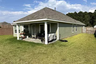 10004 Bigfoot Wallace Dr, Montgomery, TX 77316 - Photo 6