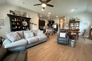 10004 Bigfoot Wallace Dr, Montgomery, TX 77316 - Photo 8