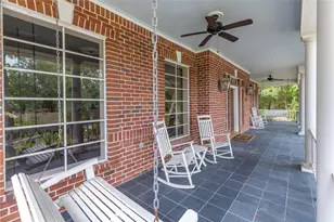 1506 Sheltering Oaks Ln, Kingwood, TX 77345 - Photo 4