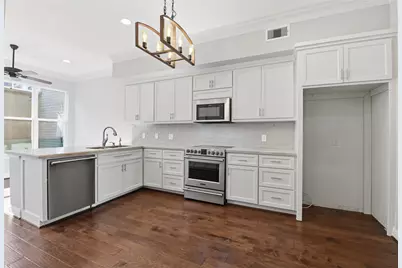 7535 Olympia Drive, Houston, TX 77063 - Photo 10