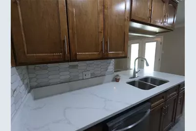 6102 Rietta Street, Houston, TX 77016 - Photo 6