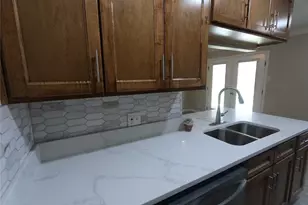 6102 Rietta St, Houston, TX 77016 - Photo 6
