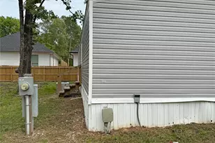 211 Antilles Dr, Point Blank, TX 77364 - Photo 2