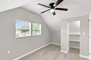 500 Ruth St, Baytown, TX 77520 - Photo 16