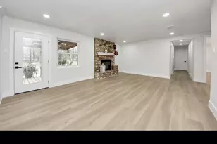 26206 Maplewood Dr, Spring, TX 77386 - Photo 10