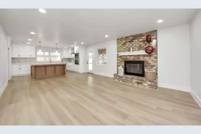 26206 Maplewood Drive, Spring, TX 77386 - Photo 10