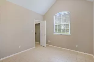 9104 N Green River Dr, Houston, TX 77078 - Photo 2