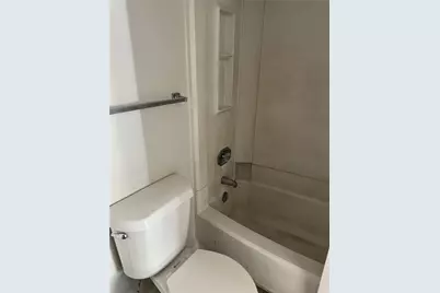 7402 Alabonson Rd #309, Houston, TX 77088 - Photo 18