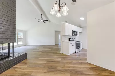 4511 Dawn Creek Lane, Spring, TX 77388 - Photo 6