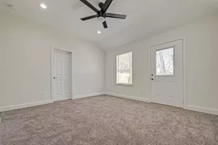 7339 Krueger Rd, Houston, TX 77033 - Photo 30