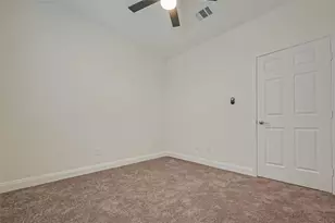 7339 Krueger Rd, Houston, TX 77033 - Photo 24