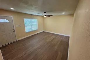 13307 Joliet St, Houston, TX 77015 - Photo 8
