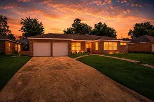 3511 Arbor St, Houston, TX 77004 - Photo 2