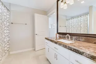 1826 Jade Hollow Ln, Houston, TX 77077 - Photo 36
