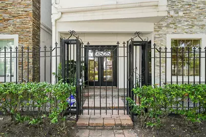 1525 Rosewood Street, Houston, TX 77004 - Photo 2