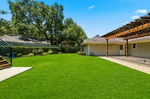 10211 Cliffwood Dr, Houston, TX 77035 - Photo 36