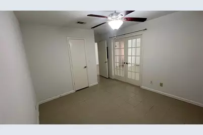 10555 Turtlewood Court #201, Houston, TX 77072 - Photo 18