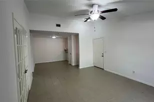 10555 Turtlewood Ct, Houston, TX 77072 - Photo 6