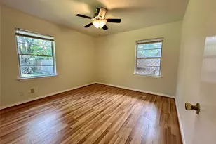 5720 Parwill St, Houston, TX 77081 - Photo 8