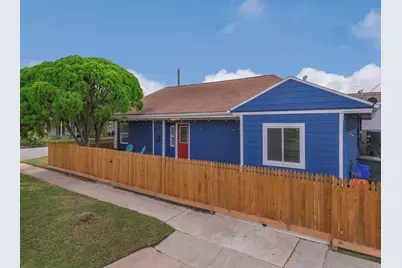 1317 26th Street, Galveston, TX 77550 - Photo 18