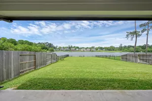 622 Paisley Harbor Ct, Conroe, TX 77304 - Photo 2