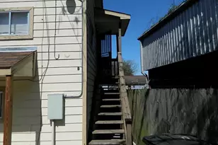 313 Blanche St, Houston, TX 77011 - Photo 4