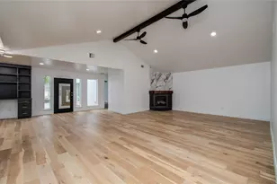 10300 Mayfield Rd, Houston, TX 77043 - Photo 18