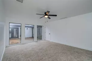 10300 Mayfield Rd, Houston, TX 77043 - Photo 22