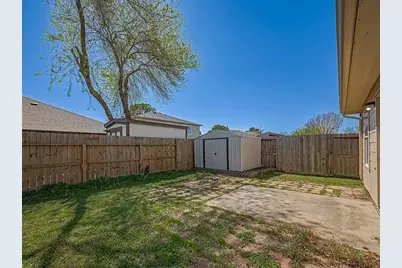 5322 Cinnamon Lake Drive, Baytown, TX 77521 - Photo 18