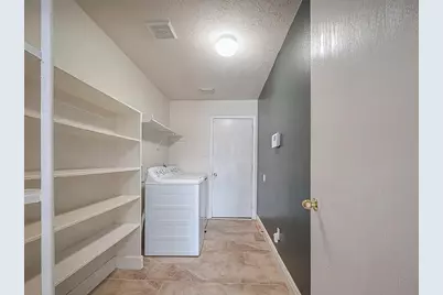 5322 Cinnamon Lake Drive, Baytown, TX 77521 - Photo 12